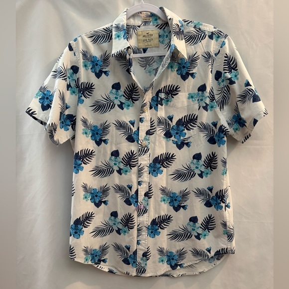 Hollister Epic Flex Short Sleeve Button Down Shirt Hawaiian Print L - Picture 1 of 4